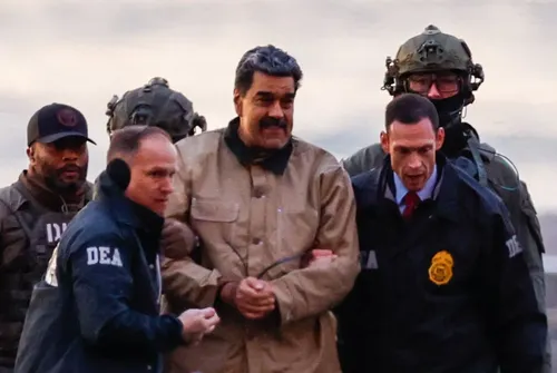 La fiscalía de Estados Unidos acusará a Maduro de vender pasaportes diplomáticos a los carteles mexicanos