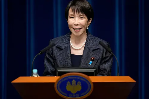 La Primera Ministra de Japón, Sanae Takaichi, libera las reservas de petróleo para neutralizar el bloqueo iraní