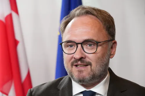 Bruselas exige ahorro de combustible ante la crisis energética en Oriente Medio