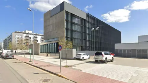 Condena de 26 años de prisión en España para tres depredadores sexuales por violar a una menor