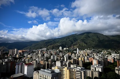 Inversionistas se preparan para llegar a Venezuela tras la caída de Maduro: "Es un resorte listo para estirarse"