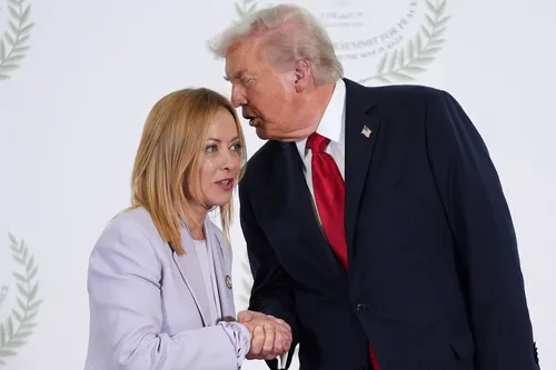 Trump elogia a Giorgia Meloni por apoyar a EEUU e Israel frente al régimen de Irán