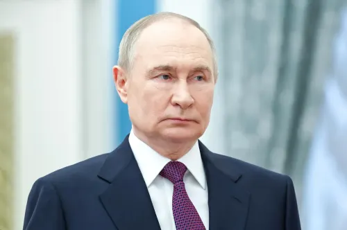 Reino Unido señala a Putin como la “mano oculta” detrás de los ataques del régimen de Irán en Medio Oriente