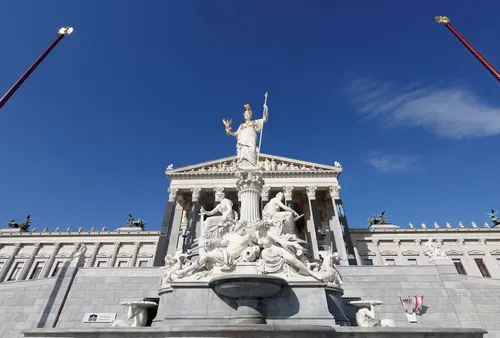 Austria prohíbe las redes sociales a menores de 14 años para frenar la adicción