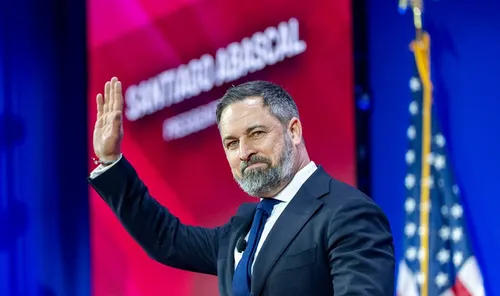 Vox pide en el Congreso impulsar el español en Filipinas a través del Instituto Cervantes