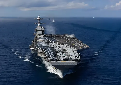 Buques de guerra de Estados Unidos cruzan el Estrecho de Ormuz por primera vez desde el inicio del conflicto