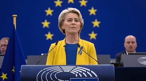 Europa exige celulares con baterías reemplazables para 2027: El fin de los diseños sellados y la obsolescencia programada