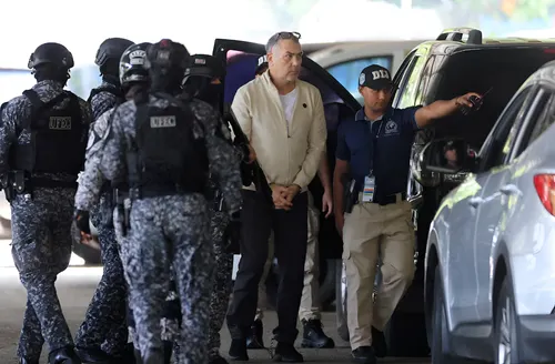 Panamá recibe al sospechoso del atentado terrorista de 1994 extraditado desde Venezuela