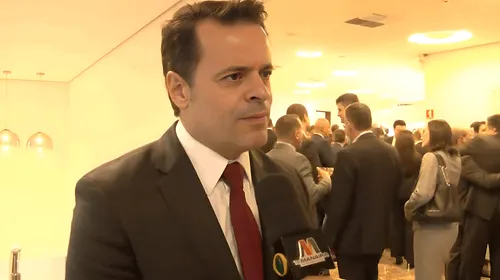 EE. UU. expulsa a funcionario brasileño por persecución política contra el exjefe de inteligencia de Bolsonaro