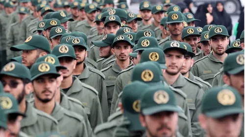 La Guardia Revolucionaria de Irán secuestra dos buques desafiando el bloqueo de Trump