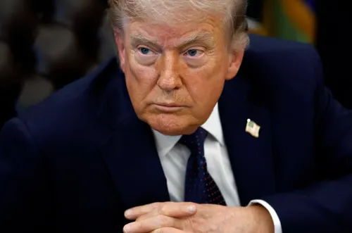Trump cancela el viaje de sus negociadores a Pakistán: "Si Irán quiere hablar, que nos llame"