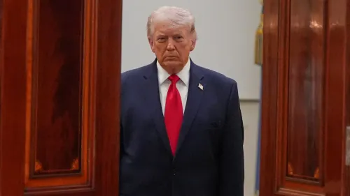 Trump confirma que Hezbollah queda fuera de la tregua: "Es una escaramuza separada"