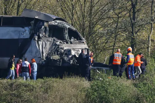Tragedia ferroviaria en Francia: un muerto y dos heridos críticos tras choque de TGV