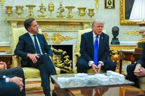 Trump evalúa la salida de EE. UU. de la OTAN en una reunión clave con Mark Rutte