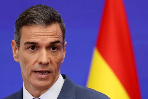 Informe de la Fundación SM revela que el 68% de los jóvenes españoles rechaza el funcionamiento de la "democracia" actual y se refugian en la fe