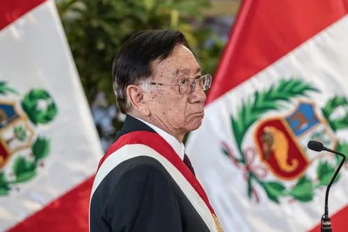 Grave crisis política en Perú tras la suspensión de la compra de aviones F-16 a Estados Unidos
