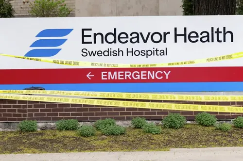 Un oficial muerto y otro en estado crítico tras un tiroteo en un hospital de Chicago