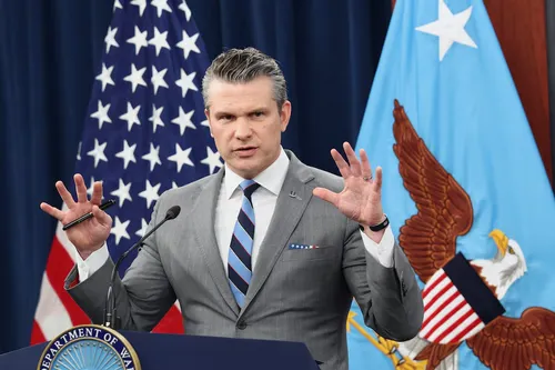 Pete Hegseth comparece ante el Congreso para defender el presupuesto récord de 1,5 billones de dólares y el bloqueo a Irán