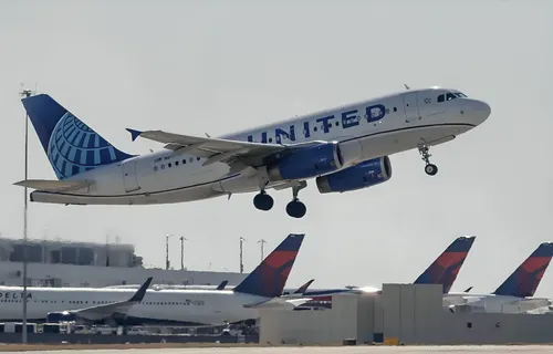 Un vuelo con destino a España regresa a Estados Unidos por un dispositivo Bluetooth llamado "bomba"