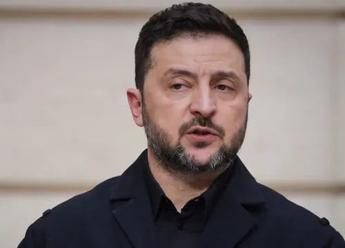 Zelensky denuncia movimientos inusuales en la frontera con Bielorrusia y se prepara para la defensa
