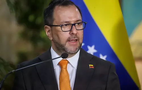 Venezuela acudirá a la CIJ por el conflicto con Guyana sin reconocer la autoridad de la organización