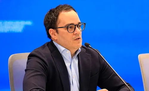El régimen de Venezuela se infiltra en el FMI: Designan a Calixto Ortega como gobernador