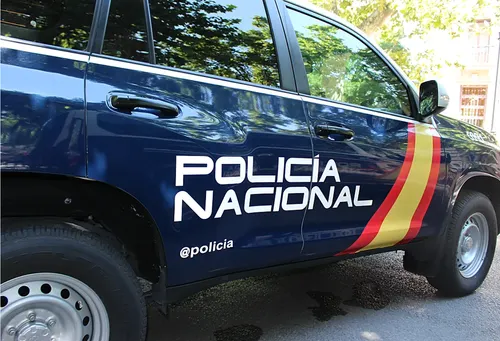 Detenidos en Valencia, España unos padres por intentar forzar a su hija de 16 años a contraer matrimonio
