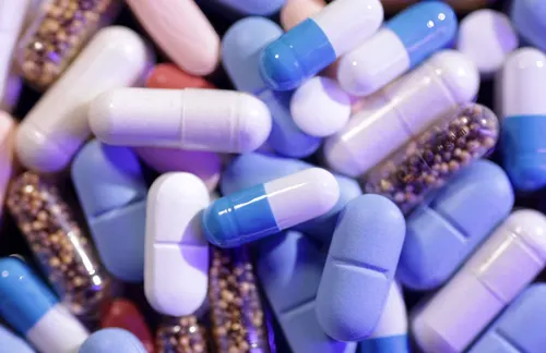 Estados Unidos revocará las visas a 13 personas vinculadas a una farmacia india por tráfico de fentanilo