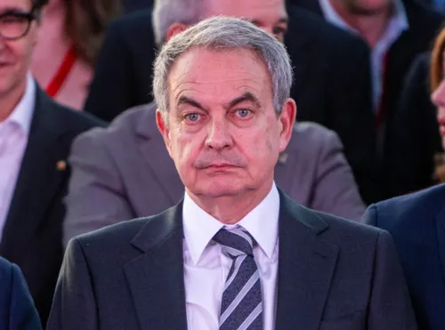 Vox exige el retiro de pasaporte diplomático a Zapatero y la prohibición de salir de España por alto riesgo de fuga
