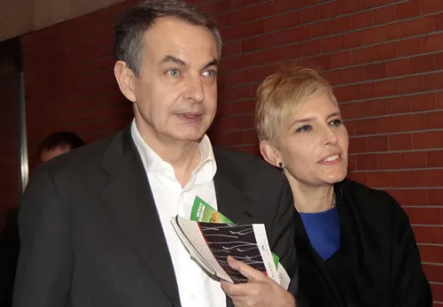 El juez Calama destapa una cuenta de Zapatero y su esposa que recibió 1,5 millones de euros vinculados a la trama 'Plus Ultra'