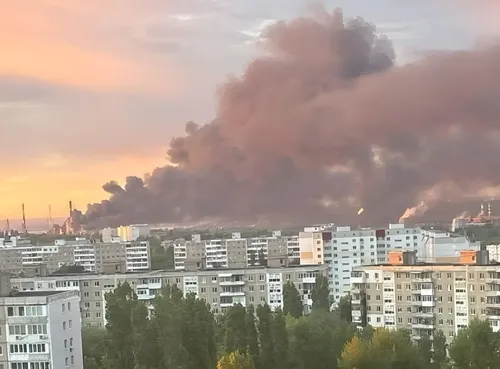 Ofensiva contra Moscú: Ucrania ataca la refinería de Sarátov y nodos clave de oleoductos