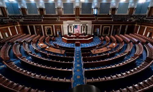 El Senado de Estados Unidos aprueba 70.000 millones de dólares para financiar la seguridad fronteriza e ICE