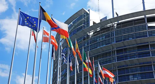 El Parlamento Europeo aprueba la creación de "centros de retorno" en terceros países