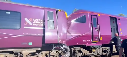 Dos trenes colisionan cerca de Bedford y bloquean el acceso al norte de Londres