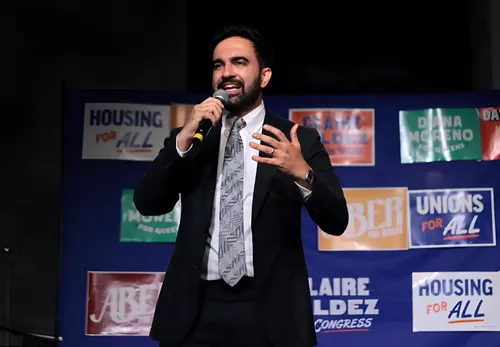 Más de 700 rabinos exigen disculpas al alcalde socialista Zohran Mamdani por llamar "monstruos" a un comité proisraelí