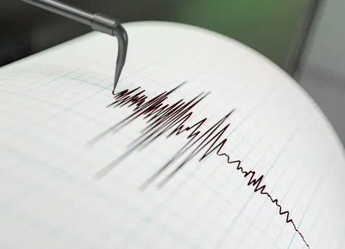 Un fuerte terremoto de magnitud 5.6 sacude Yamanashi en medio de una emergencia por tormentas tropicales
