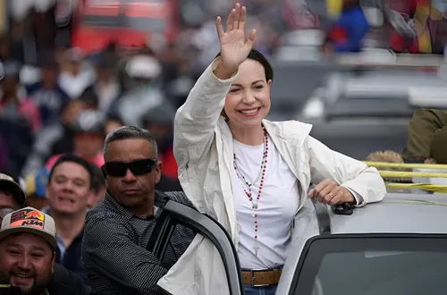 María Corina Machado anuncia su próximo regreso a Venezuela ante la emergencia nacional por los sismos