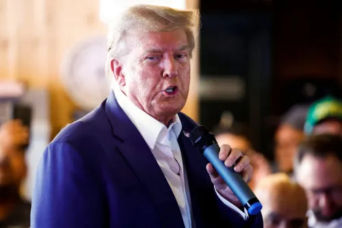 Trump enfría el diálogo de paz con el régimen de Irán ante la escalada militar por el control del estrecho de Ormuz