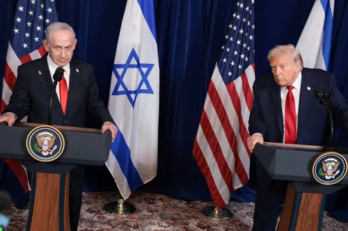 Israel avala el preacuerdo de Trump con Teherán y exige desmantelar el programa atómico persa