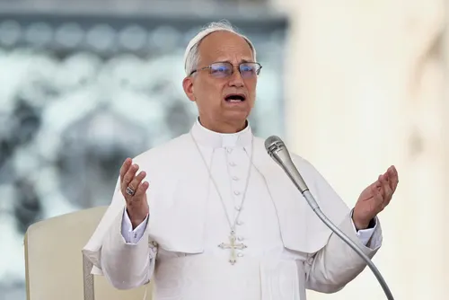El papa León XIV expresa su solidaridad con las víctimas de los terremotos en Venezuela y bendice la labor de los rescatistas