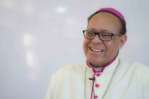 La dictadura de Daniel Ortega ejecuta la cobarde retención de monseñor Abelardo Mata para acallar a la Iglesia en Nicaragua