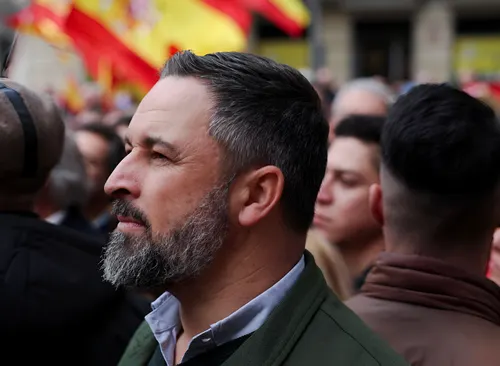 Vox registra una proposición de ley en el Congreso para expulsar a delincuentes extranjeros y revocar nacionalidades