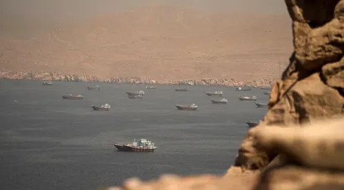EE. UU. reactiva el bloqueo naval a puertos iraníes con el despliegue del portaaviones USS George H.W. Bush