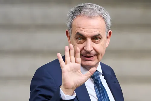 La Audiencia Nacional acorrala a Zapatero: el juez Calama rechaza frenar la investigación de los 200.000 euros de Bolivia