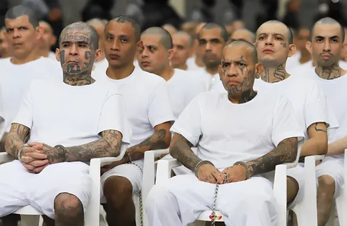 El Salvador culmina el histórico juicio masivo contra 485 cabecillas de la MS-13