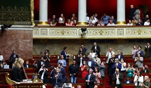 Francia aprueba la ley de muerte asistida y legaliza la prescripción de sustancias letales para enfermos terminales