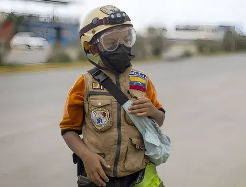 El ‘topito’ de diez años que inspira a Venezuela: Sebastián Corro salvó a dos mascotas tras la tragedia del terremoto
