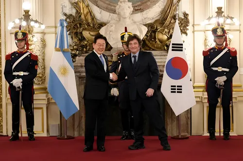 Seúl y Buenos Aires sellan alianza por minerales críticos: Lee Jae-myung define a Corea del Sur como el socio óptimo de la Argentina