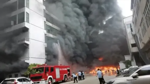 Catástrofe en una fábrica de calzado en China: un masivo incendio deja al menos 28 fallecidos