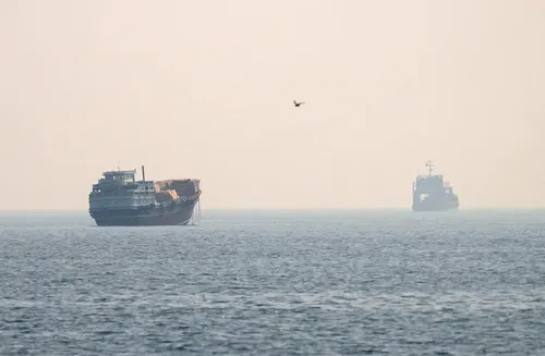 Francia rechazó el uso de peajes en el estrecho de Ormuz y propuso rutas alternativas para el comercio de petróleo